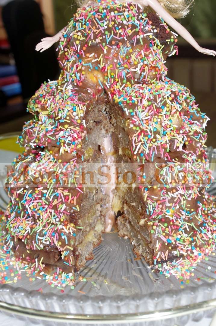 Торт-кукла на овсяном бисквите