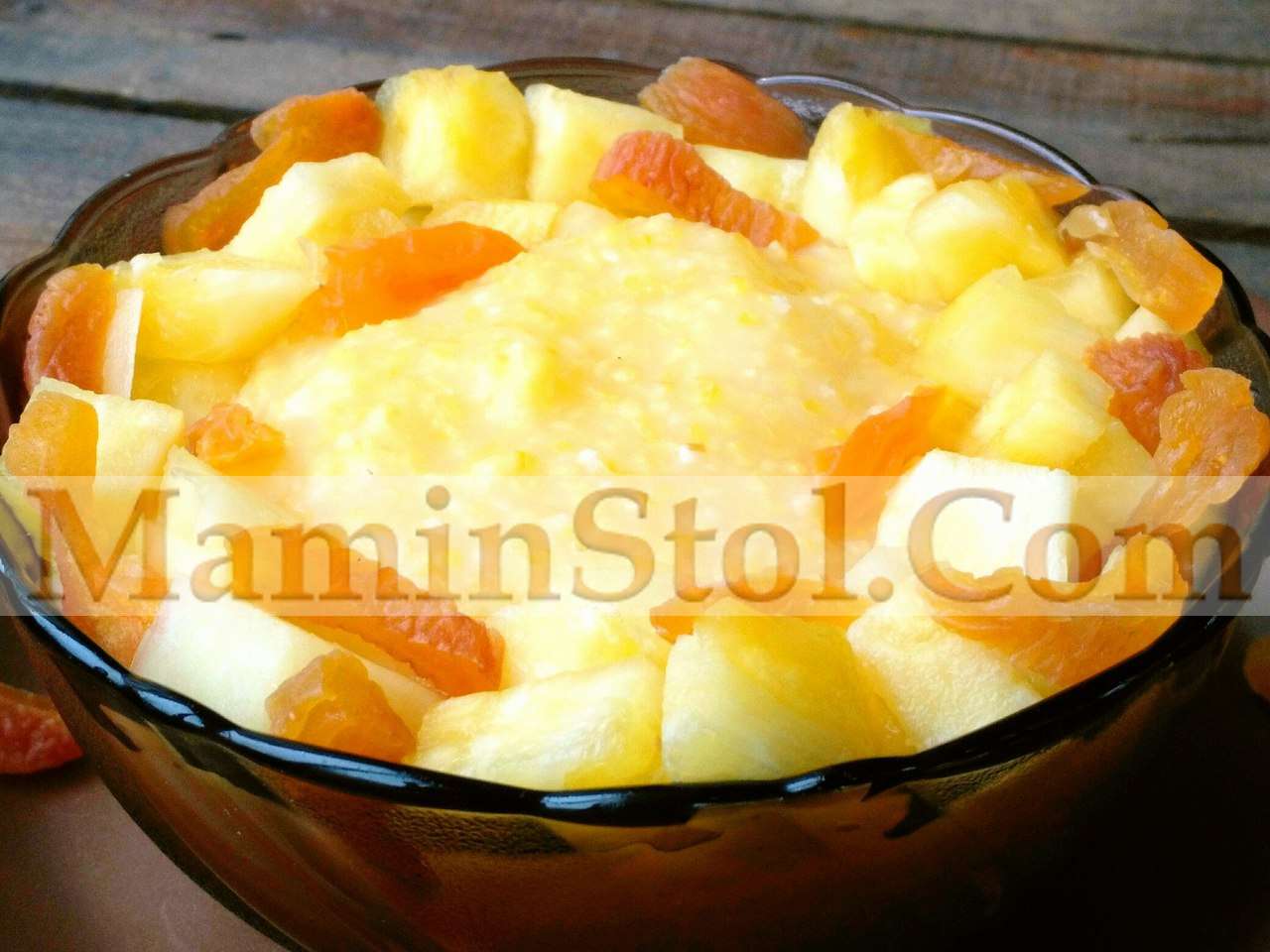 Кукурузная каша с ананасом и курагой