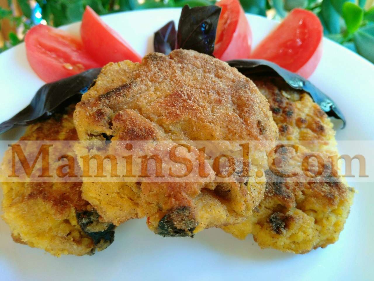 Нутовые котлеты с белыми грибами