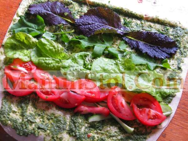 Сочный рулет с овощами