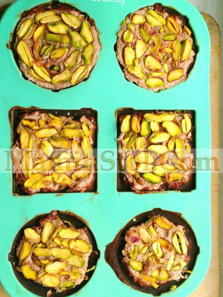 Кокосовое пралине в глазури с фисташками Кокосовое пралине в глазури с фисташками