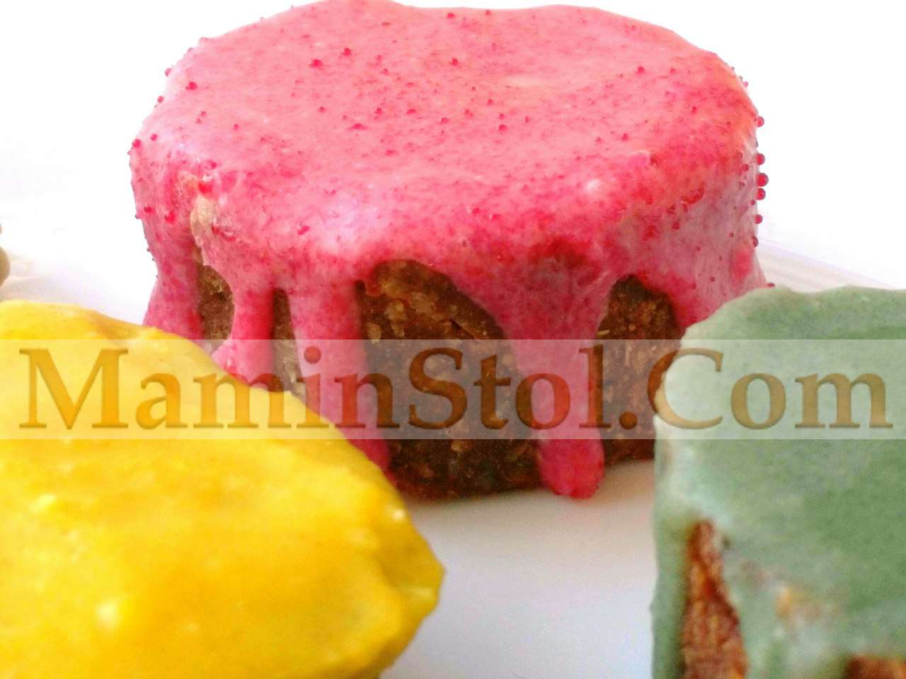 Мягкое печенье с фундуком под шоколадной глазурью Мягкое печенье с фундуком под шоколадной глазурью