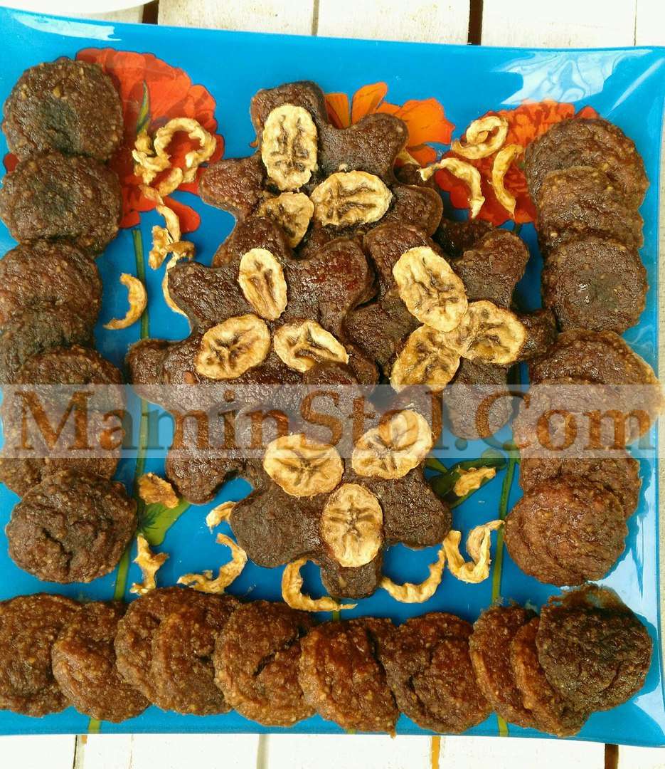 Печенье без выпечки из хурмы и грецкого ореха с бананом Печенье без выпечки из хурмы и грецкого ореха с бананом