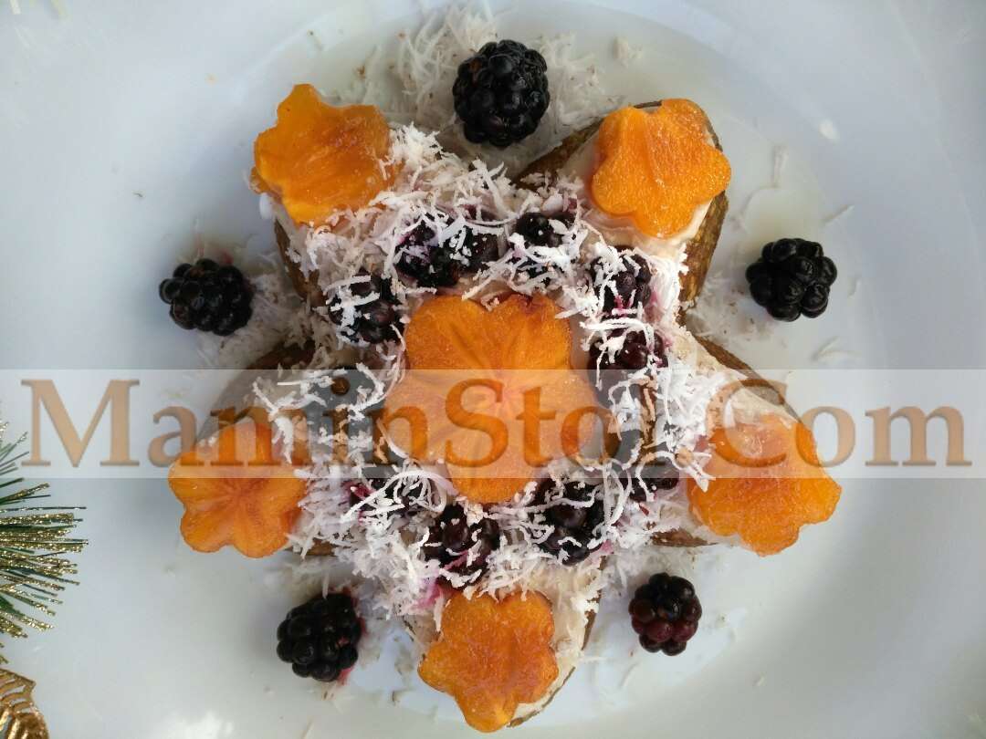 Тортик грушевый с хурмой и ежевикой Тортик грушевый с хурмой и ежевикой