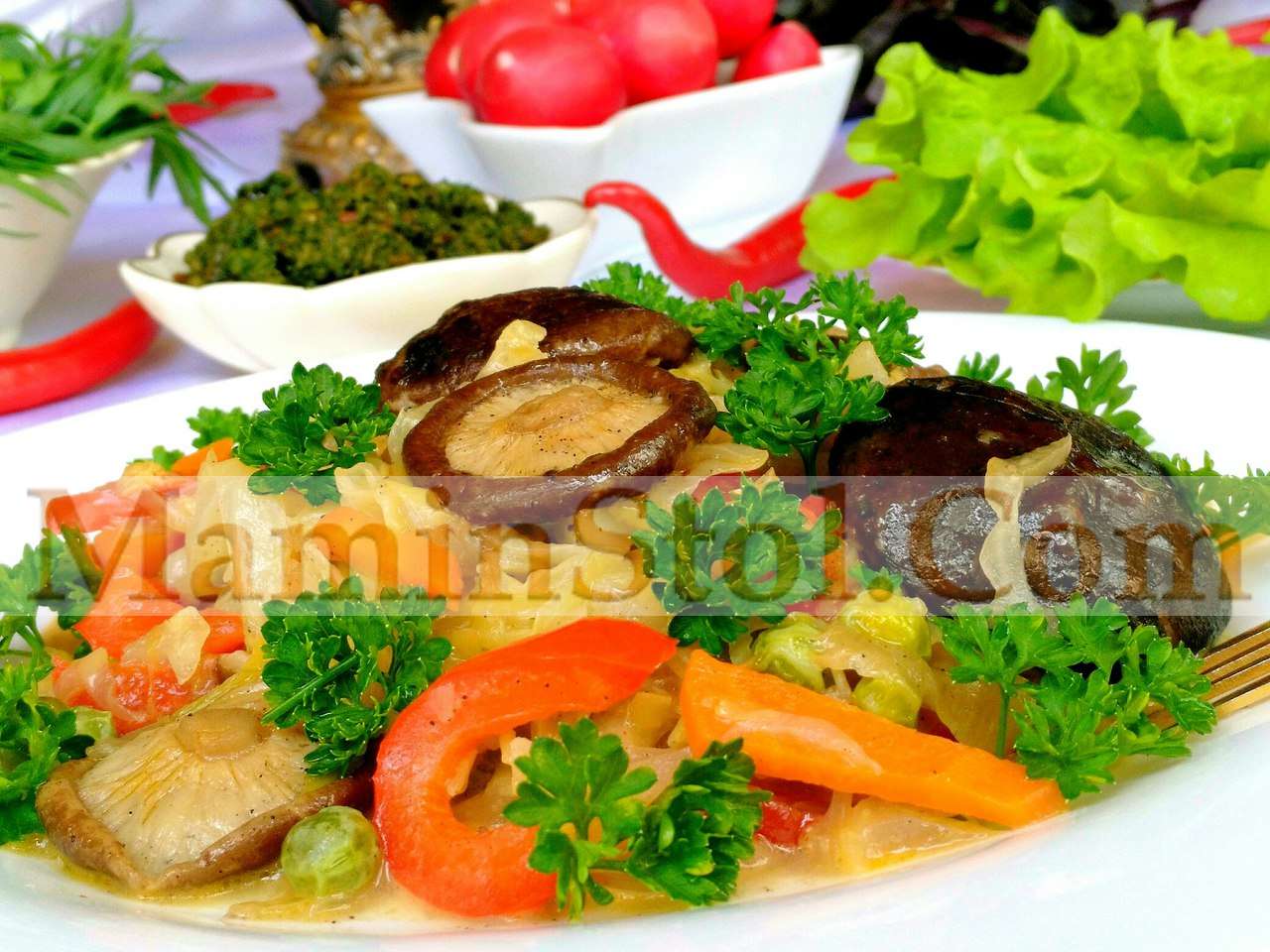 Шиитаке с овощами Шиитаке с овощами