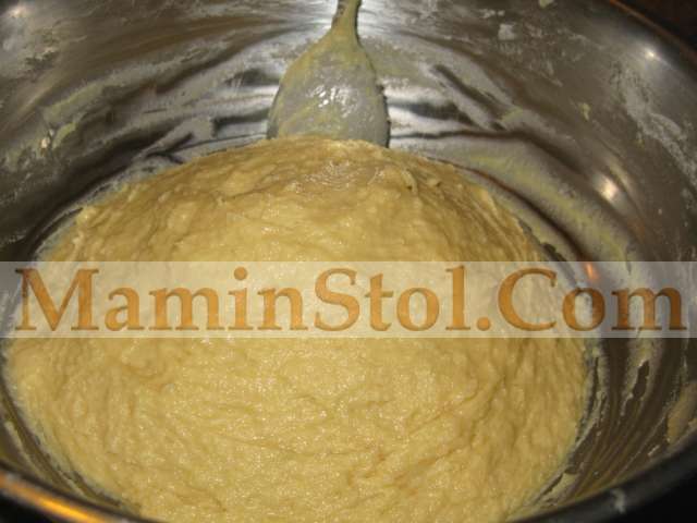 Венгерский дрожжевой пирог с шоколадной начинкой Венгерский дрожжевой пирог с шоколадной начинкой