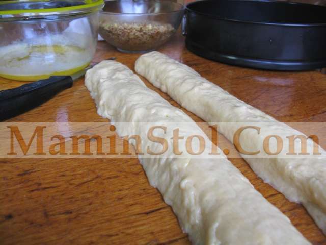 Венгерский дрожжевой пирог с шоколадной начинкой Венгерский дрожжевой пирог с шоколадной начинкой