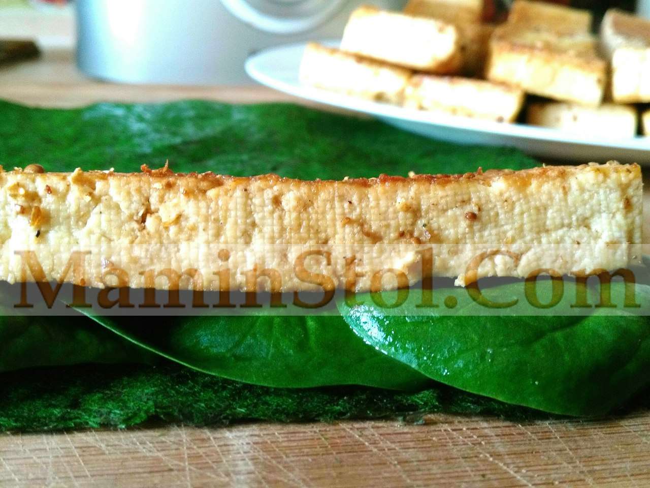 Роллы с тофу и шпинатом