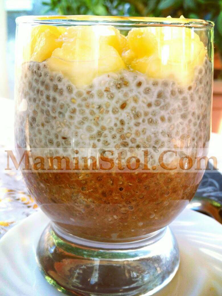 Шоколадно-кокосовый чиа пудинг с ананасом Шоколадно-кокосовый чиа пудинг с ананасом