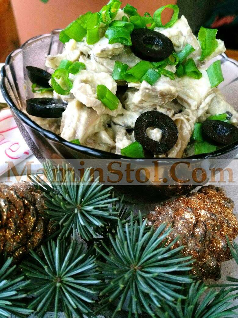 Вешенки под 'сырным' соусом с маслинами Вешенки под 'сырным' соусом с маслинами