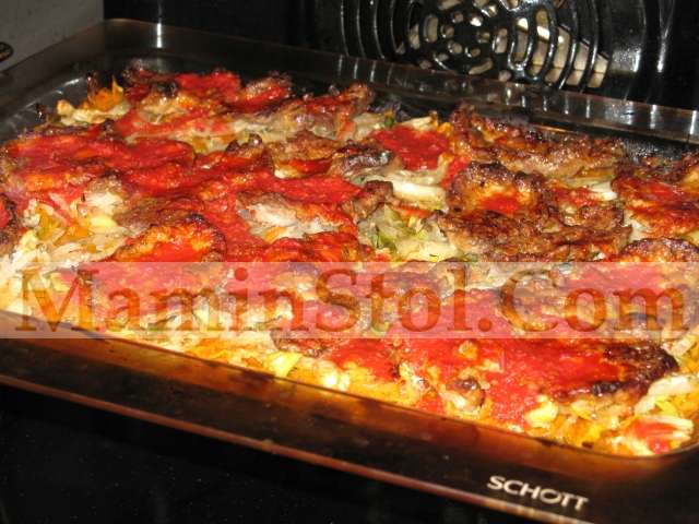 Свинные отбивные в духовке с овощами Свинные отбивные в духовке с овощами